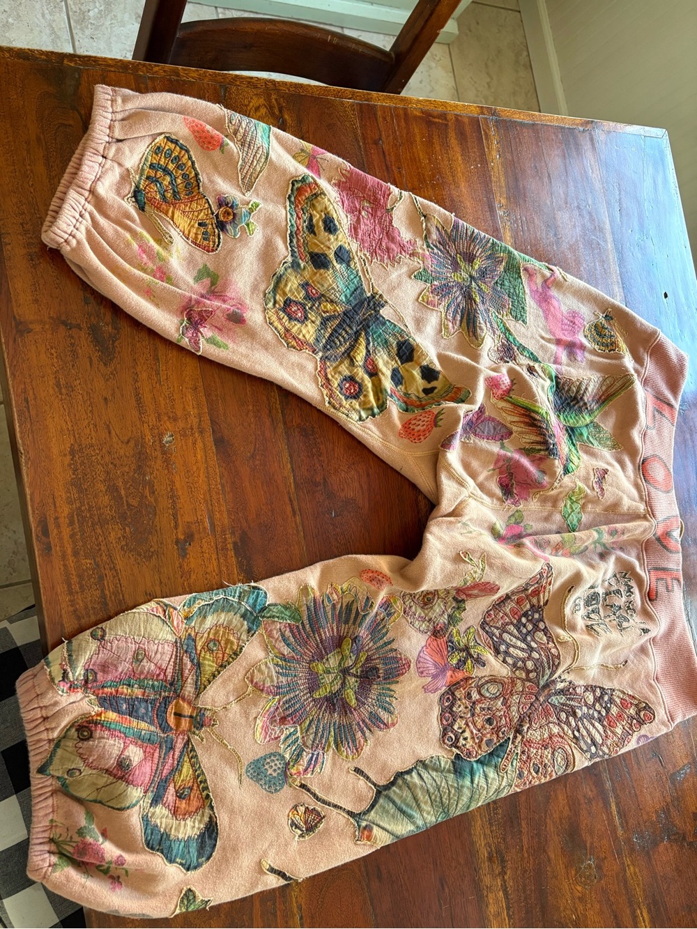 Magnolia Pearl Butterfly Cali Shorts - Picture 5 of 5